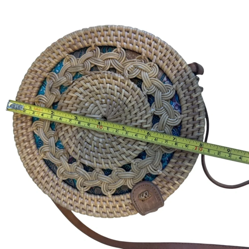 Amerii beautiful woven
